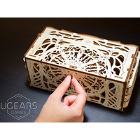 UGEARS 3D puzzle Kartový stojan 77 dielikov