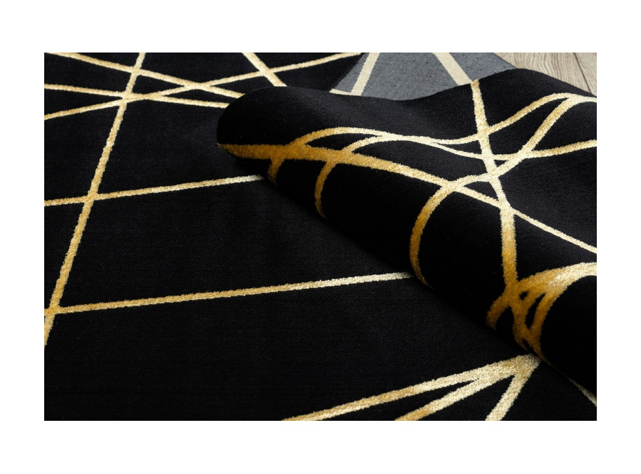 Kusový koberec Gloss 406C 86 geometric black/gold