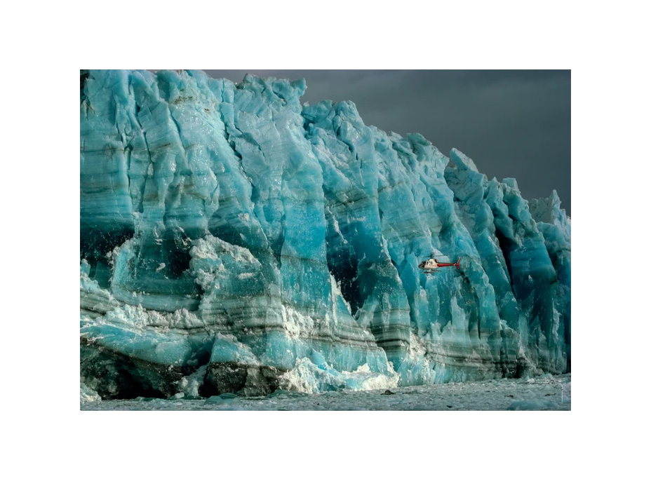 CLEMENTONI Puzzle National Geographic: Vrtuľník skúma stenu Hubbardovho ľadovca 1000 dielikov