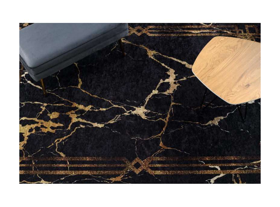 Kusový koberec Miro 51333.801 Marble black/gold