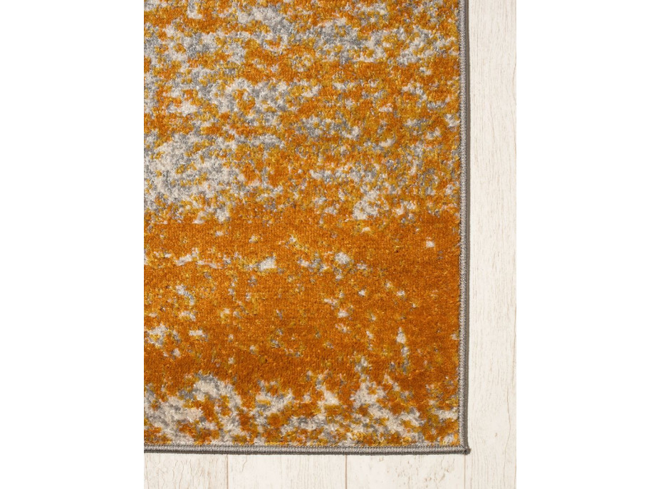 Moderný kusový koberec SPRING Senna - oranžový - 120x170 cm