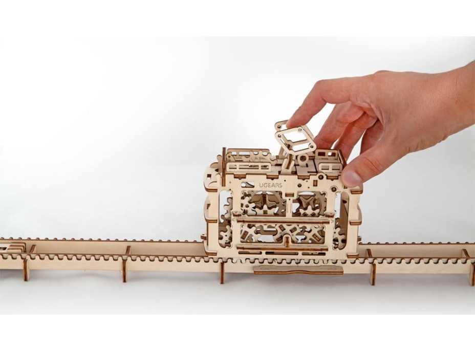 Ugears 3D drevené mechanické puzzle Kabínová lanovka s traťou