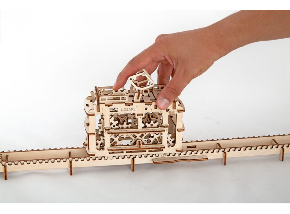 Ugears 3D drevené mechanické puzzle Kabínová lanovka s traťou