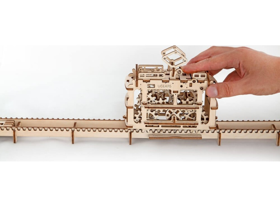 Ugears 3D drevené mechanické puzzle Kabínová lanovka s traťou