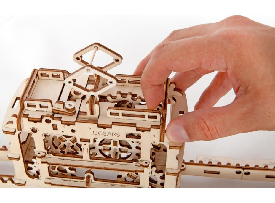 Ugears 3D drevené mechanické puzzle Kabínová lanovka s traťou