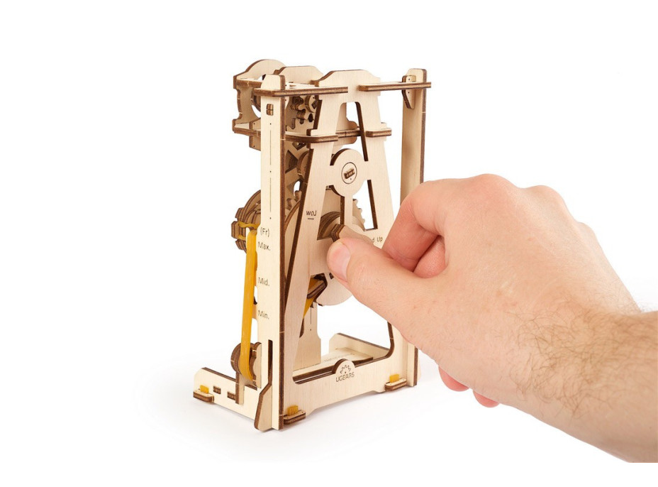 Ugears 3D drevené mechanické puzzle STEM výukové kyvadlo