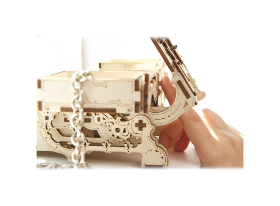 Ugears 3D drevené mechanické puzzle Starožitná šperkovnica