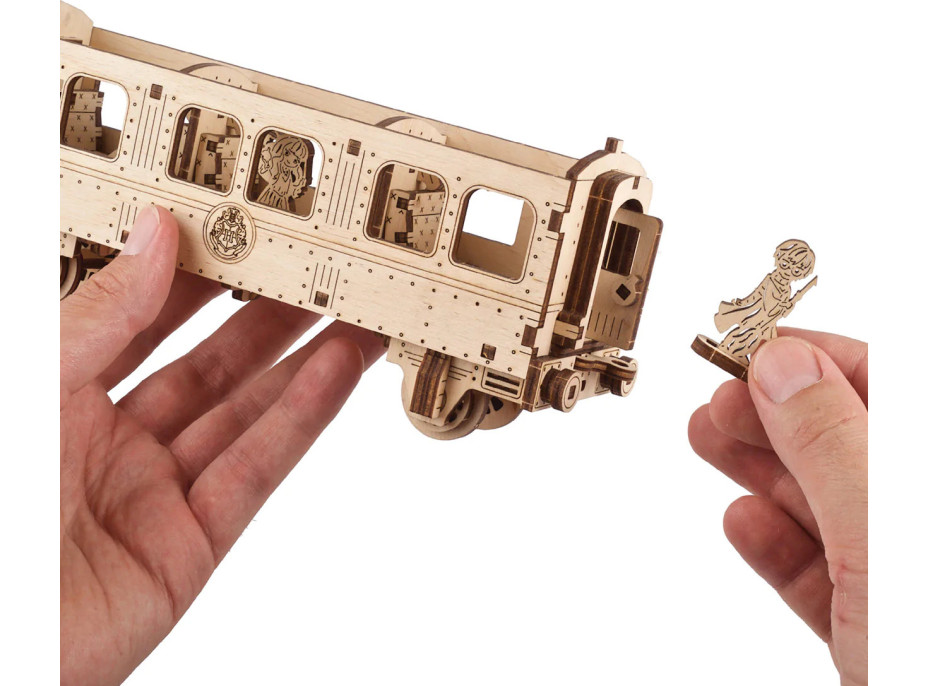 Ugears 3D drevené mechanické puzzle Harry Potter Rokfortský expres