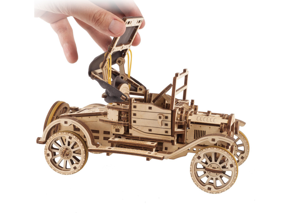 Ugears 3D drevené mechanické puzzle Historický automobil UGR-T