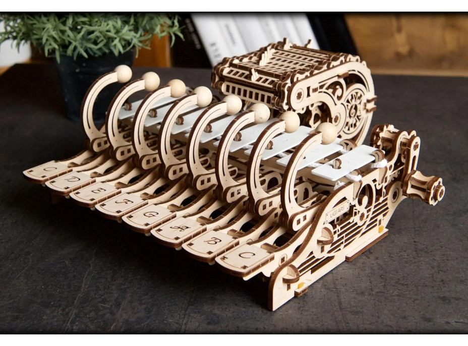 Ugears 3D drevené mechanické puzzle Programovateľná celesta