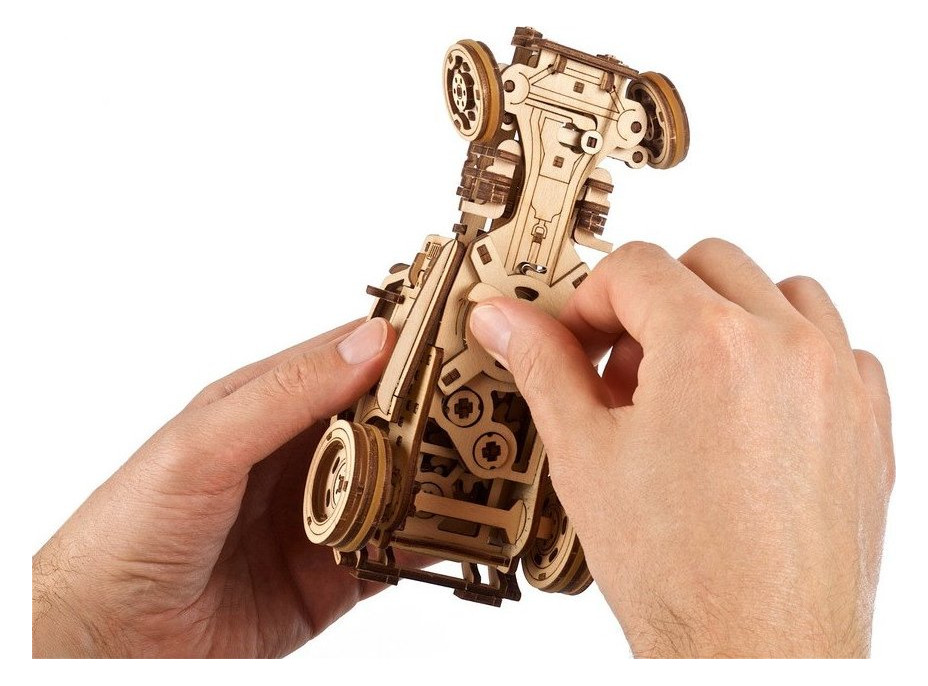 Ugears 3D drevené mechanické puzzle The Hot Rod Furious