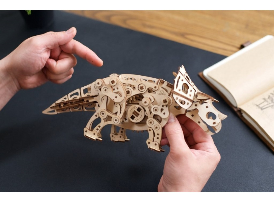 Ugears 3D drevené mechanické puzzle Triceratops