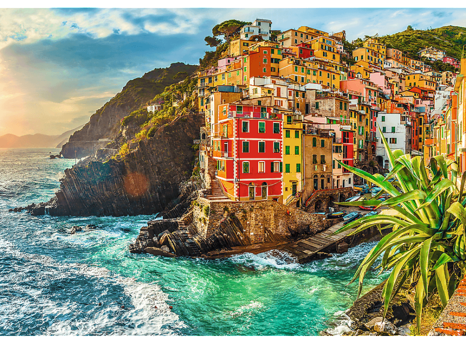 TREFL Puzzle Premium Plus Photo Odyssey: Riomaggiore, Taliansko 1000 dielikov