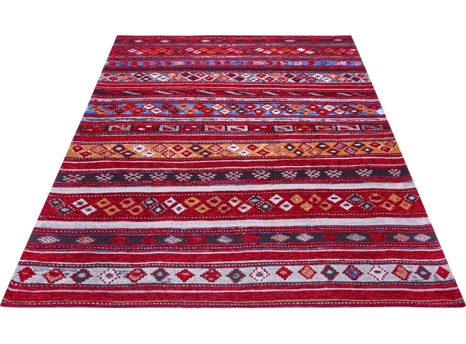 Kusový koberec Gobelin 105870 Dark Red Multicolored