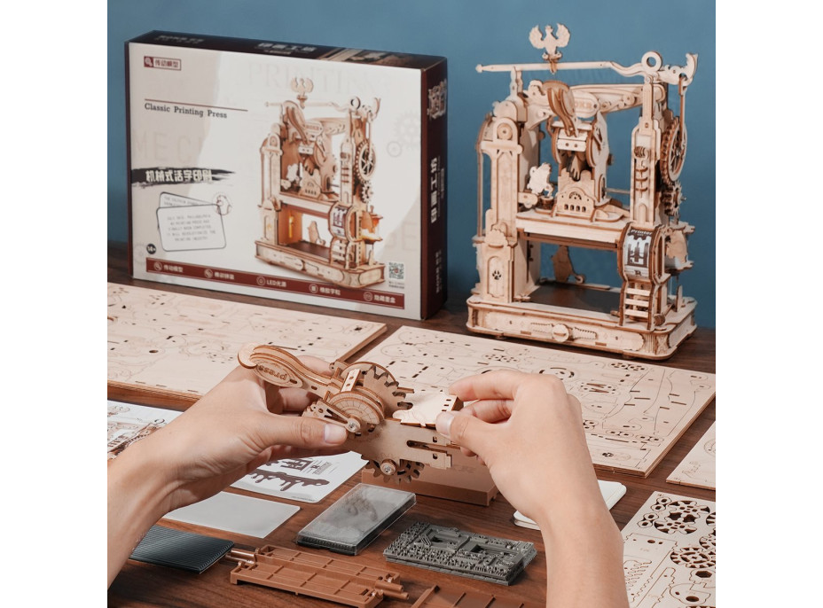 ROBOTIME Roker Svietiace 3D drevené puzzle Klasický tlačiarenský stroj 303 dielikov