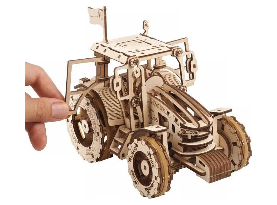 UGEARS 3D puzzle Traktor víťazí 272 dielikov