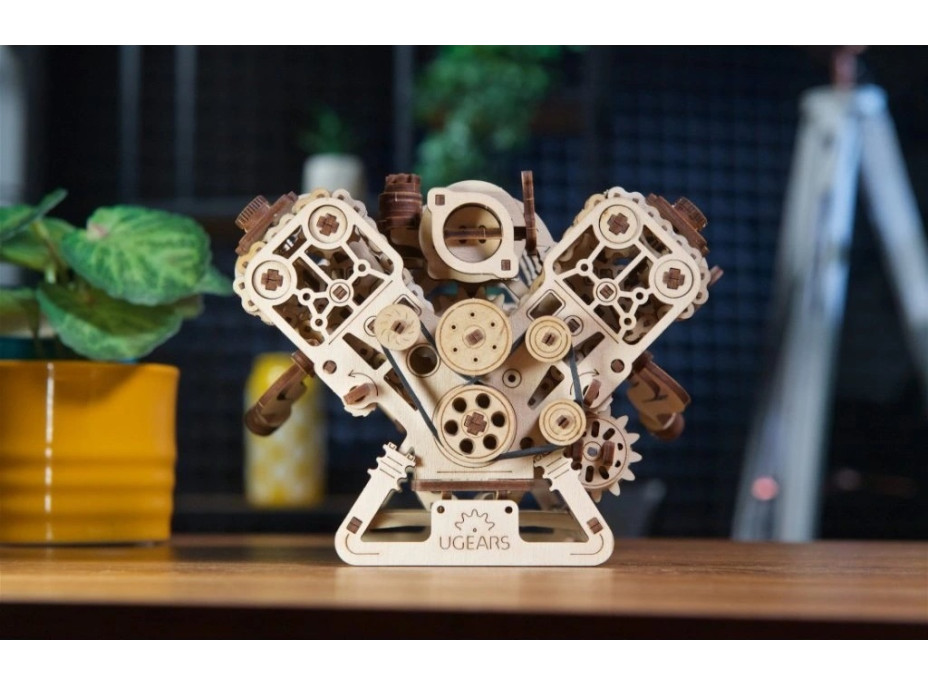 Ugears 3D drevené mechanické puzzle Motor V8