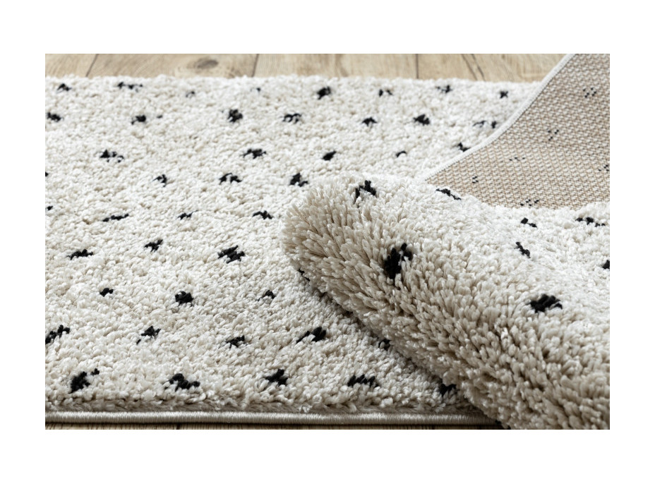 Behúň Berber Syla B752 dots cream